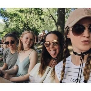 Meet your Posher, Hannah